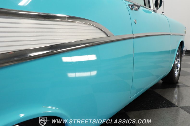 Chevrolet-Bel-air-1957-Tropical-Turqouise-Turqouise-32