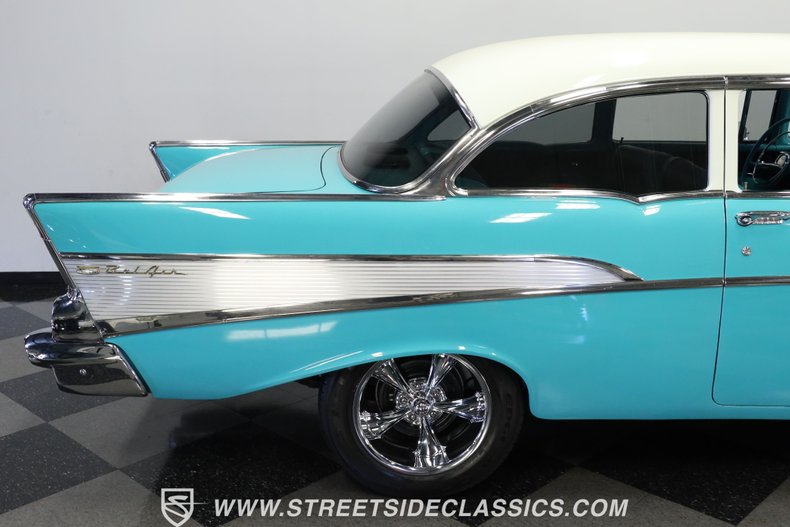 Chevrolet-Bel-air-1957-Tropical-Turqouise-Turqouise-33