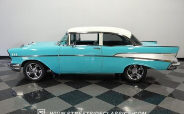Chevrolet-Bel-air-1957-Tropical-Turqouise-Turqouise