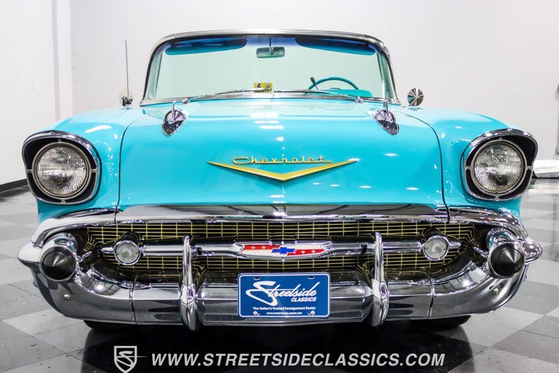 Chevrolet-Bel-air-1957-Tropical-Turquoise-Turquoise-24