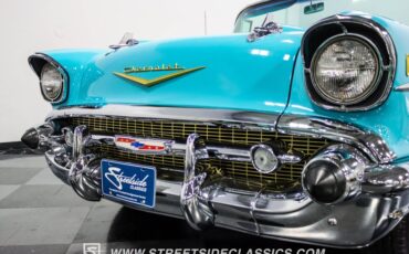 Chevrolet-Bel-air-1957-Tropical-Turquoise-Turquoise-26
