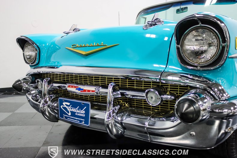 Chevrolet-Bel-air-1957-Tropical-Turquoise-Turquoise-26