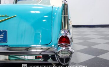 Chevrolet-Bel-air-1957-Tropical-Turquoise-Turquoise-34