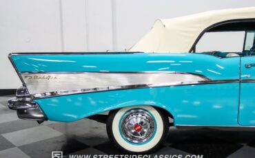 Chevrolet-Bel-air-1957-Tropical-Turquoise-Turquoise-37