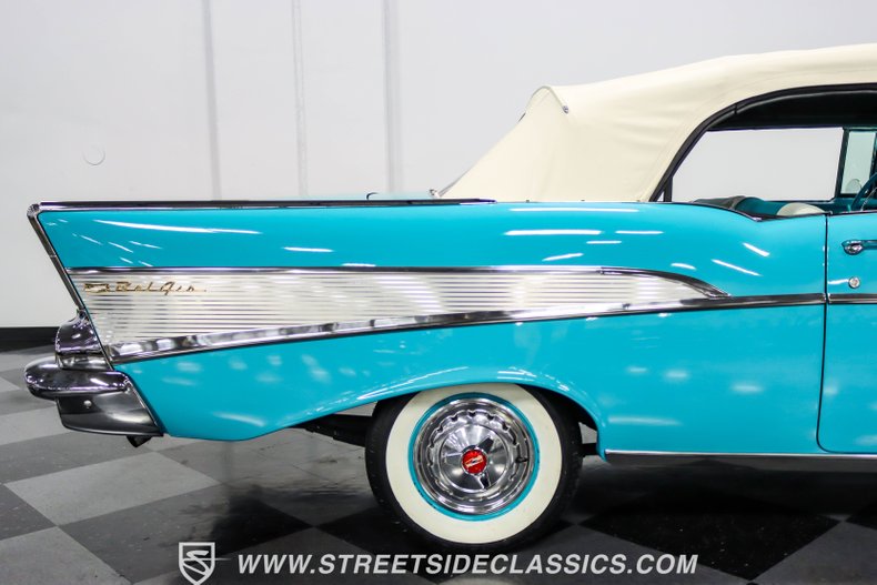 Chevrolet-Bel-air-1957-Tropical-Turquoise-Turquoise-37