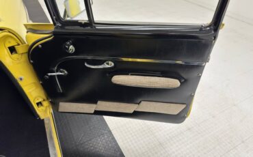 Chevrolet-Bel-air-1957-Yellow-Black-39