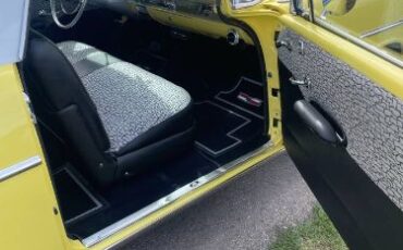 Chevrolet-Bel-air-1957-YellowWhite-Black-Vinyl-13