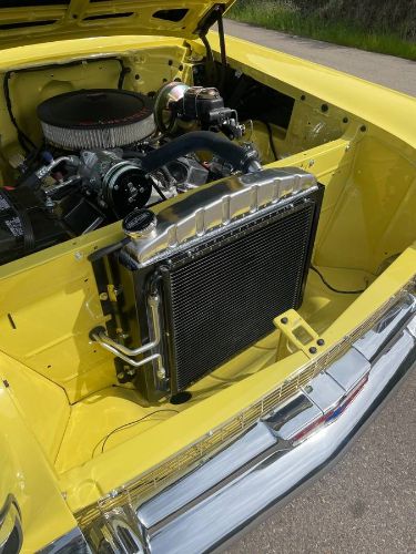 Chevrolet-Bel-air-1957-YellowWhite-Black-Vinyl-22
