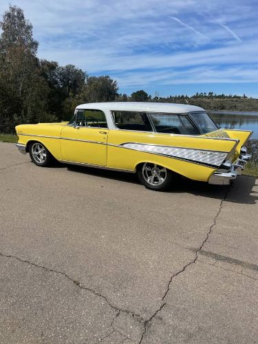 Chevrolet-Bel-air-1957-YellowWhite-Black-Vinyl-24
