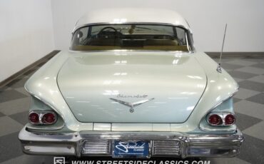 Chevrolet-Bel-air-1958-Mosberg-green-Tan-11