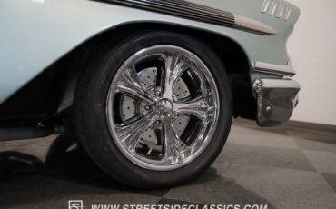 Chevrolet-Bel-air-1958-Mosberg-green-Tan-19