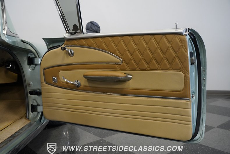 Chevrolet-Bel-air-1958-Mosberg-green-Tan-2