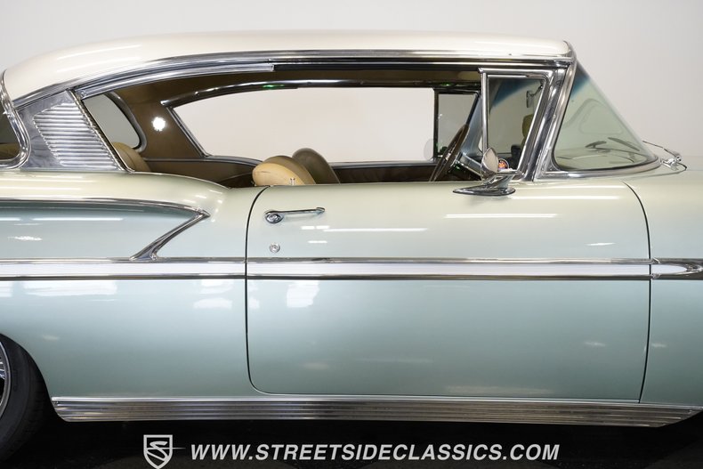 Chevrolet-Bel-air-1958-Mosberg-green-Tan-21