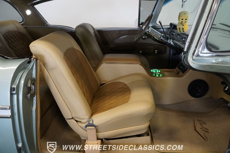 Chevrolet-Bel-air-1958-Mosberg-green-Tan-3