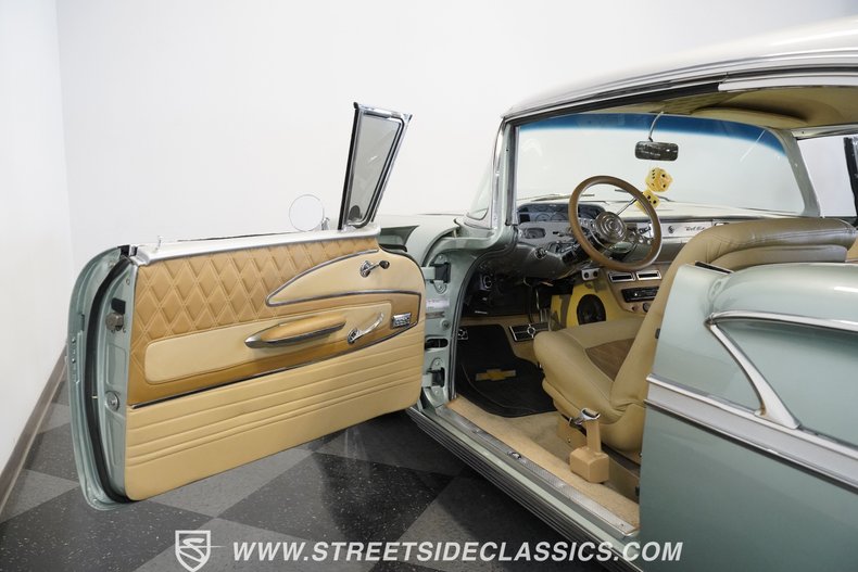Chevrolet-Bel-air-1958-Mosberg-green-Tan-31