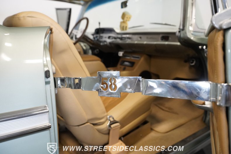 Chevrolet-Bel-air-1958-Mosberg-green-Tan-42