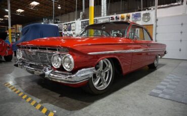 Chevrolet-Bel-air-1961-Red-RedWhite-16