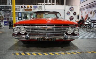 Chevrolet-Bel-air-1961-Red-RedWhite-7