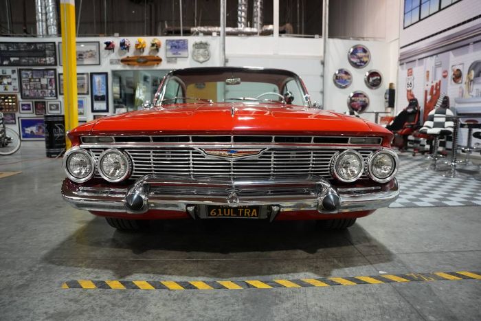 Chevrolet-Bel-air-1961-Red-RedWhite-7