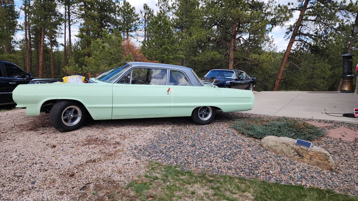 Chevrolet-Belair-1964-white-5