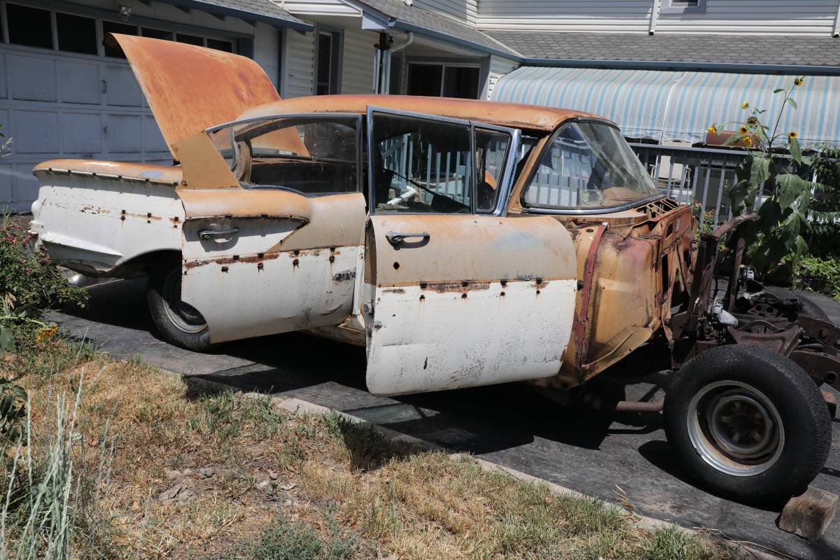 Chevrolet-Belaire-1958-brown-6