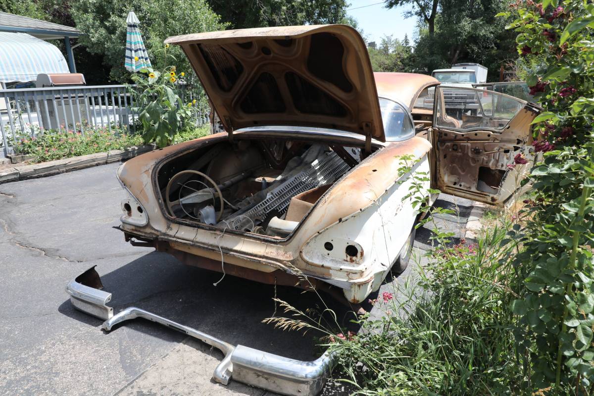 Chevrolet-Belaire-1958-brown-9