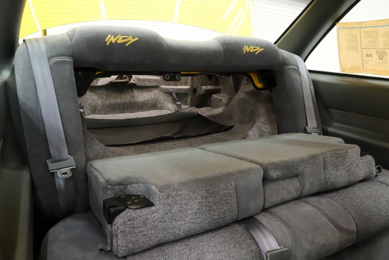 Chevrolet-Beretta-1990-Yellow-Gray-15