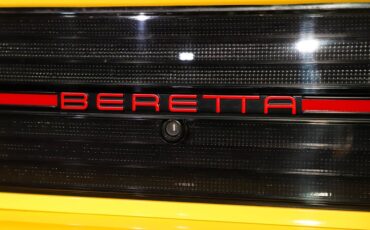 Chevrolet-Beretta-1990-Yellow-Gray-19