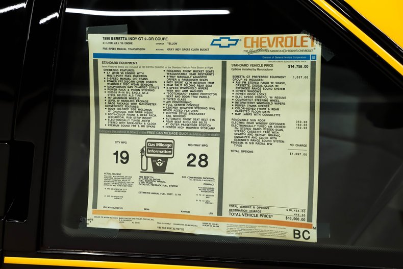 Chevrolet-Beretta-1990-Yellow-Gray-22