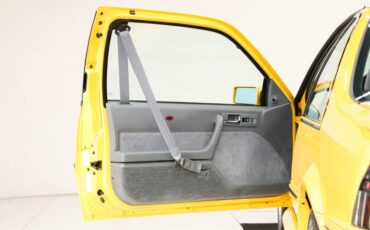Chevrolet-Beretta-1990-Yellow-Gray-27