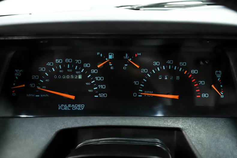 Chevrolet-Beretta-1990-Yellow-Gray-3