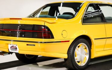 Chevrolet-Beretta-1990-Yellow-Gray-43