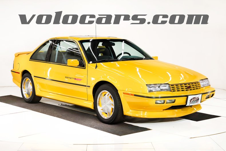 Chevrolet-Beretta-1990-Yellow-Gray-8