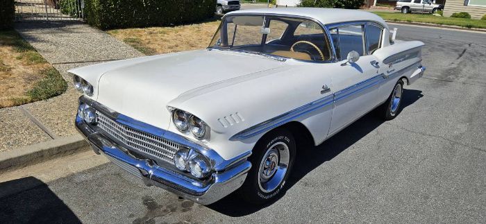 Chevrolet-Biscayne-1958-10