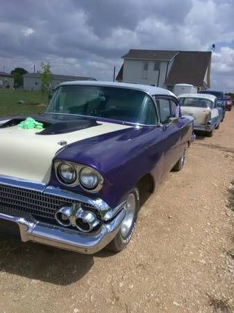 Chevrolet-Biscayne-1958