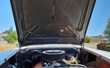 Chevrolet-Biscayne-1958-3
