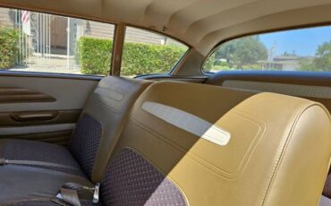 Chevrolet-Biscayne-1958-6