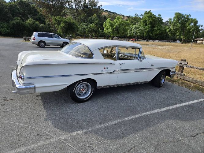 Chevrolet-Biscayne-1958-8