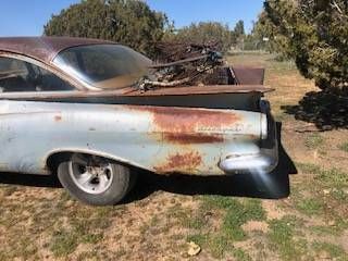 Chevrolet-Biscayne-1959-12