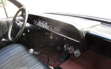 Chevrolet-Biscayne-1962-4