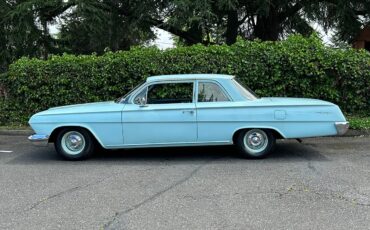 Chevrolet-Biscayne-1962-Sedan-10