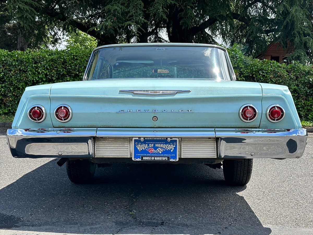 Chevrolet-Biscayne-1962-Sedan-13