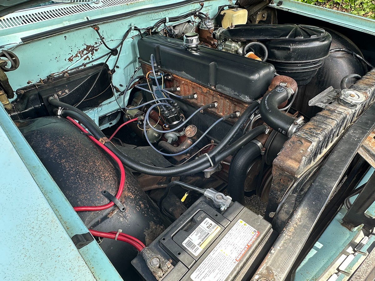 Chevrolet-Biscayne-1962-Sedan-21