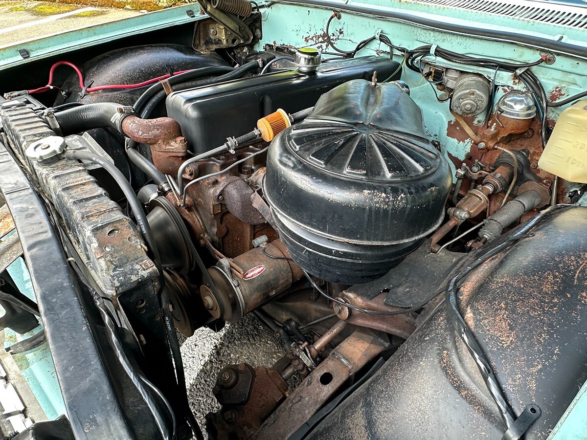 Chevrolet-Biscayne-1962-Sedan-24