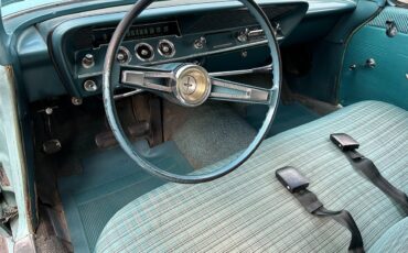 Chevrolet-Biscayne-1962-Sedan-26