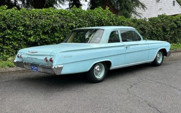 Chevrolet-Biscayne-1962-Sedan-3
