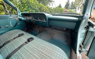 Chevrolet-Biscayne-1962-Sedan-30