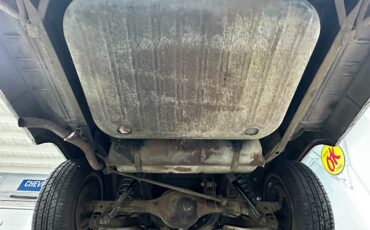 Chevrolet-Biscayne-1962-Sedan-37