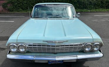 Chevrolet-Biscayne-1962-Sedan-5