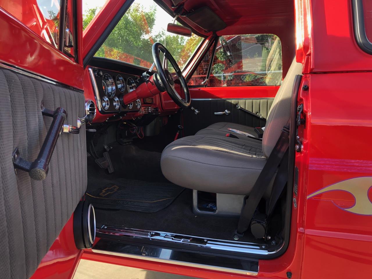 Chevrolet-Blazer-1971-Red-Gray-14